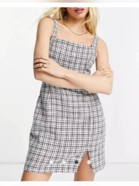 Abercrombie & Fitch Tweed Mini Medium Tall